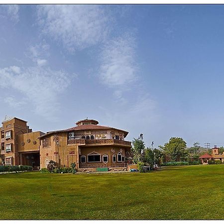 Nirali Dhani Ethnic Heritage Hotel And Resort ジョードプル エクステリア 写真