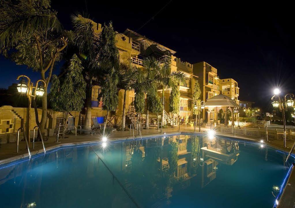 Nirali Dhani Ethnic Heritage Hotel And Resort ジョードプル エクステリア 写真