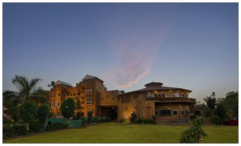Nirali Dhani Ethnic Heritage Hotel And Resort ジョードプル エクステリア 写真